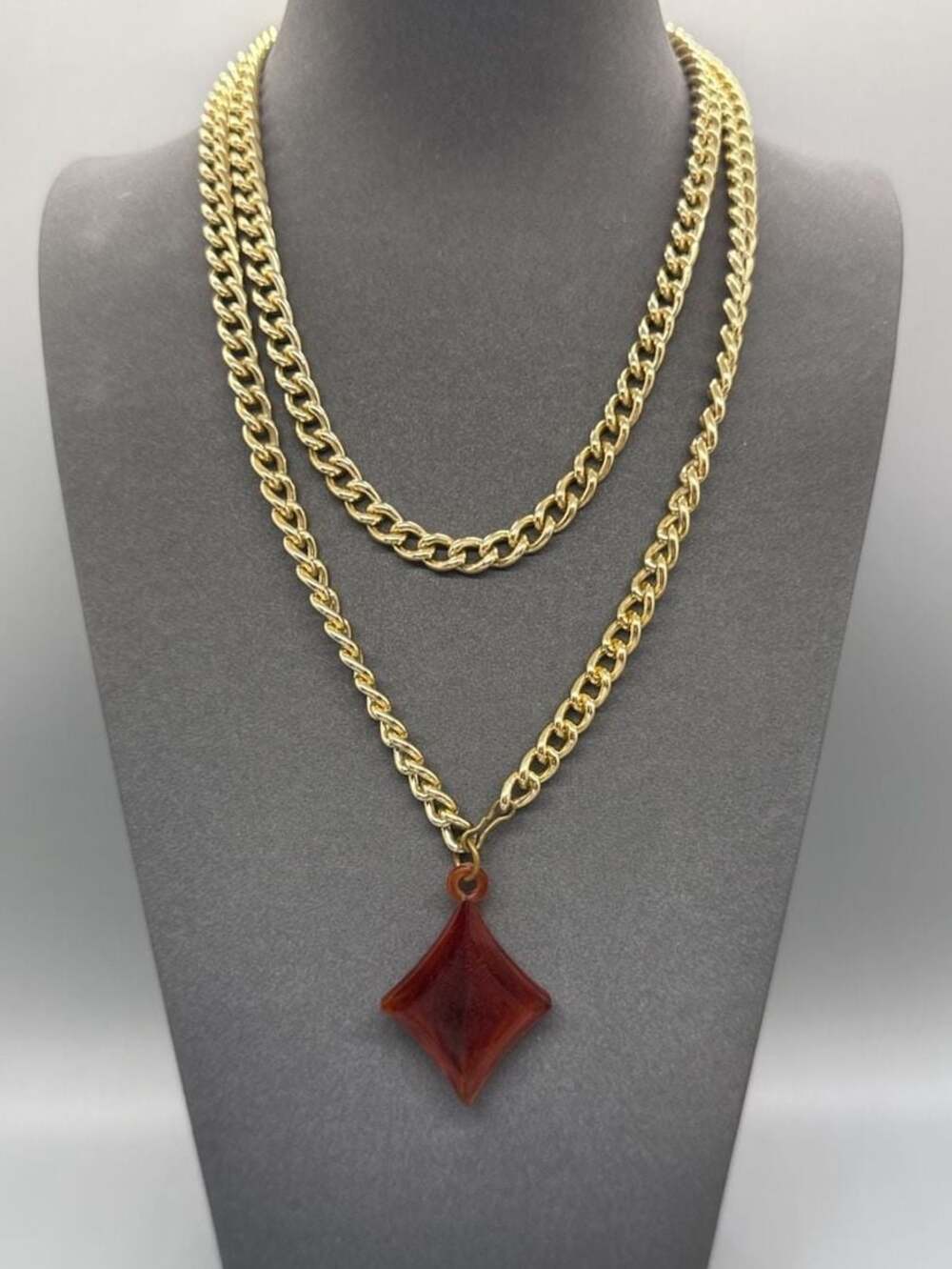 Chunky Lightweight Gold Tone Chain Necklace Orange Diamond Novelty Pendant Vtg